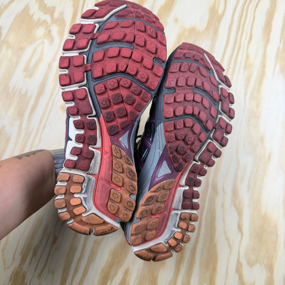 Brooks Adrenaline GTS 17 Womens 8.5 Wide Running Shoes Grey Pink 1202311D044 - Picture 2 of 10
